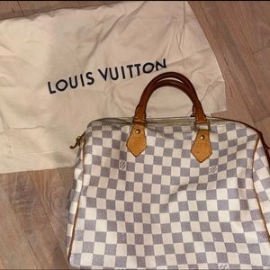 Louis Vuitton Speedy 30